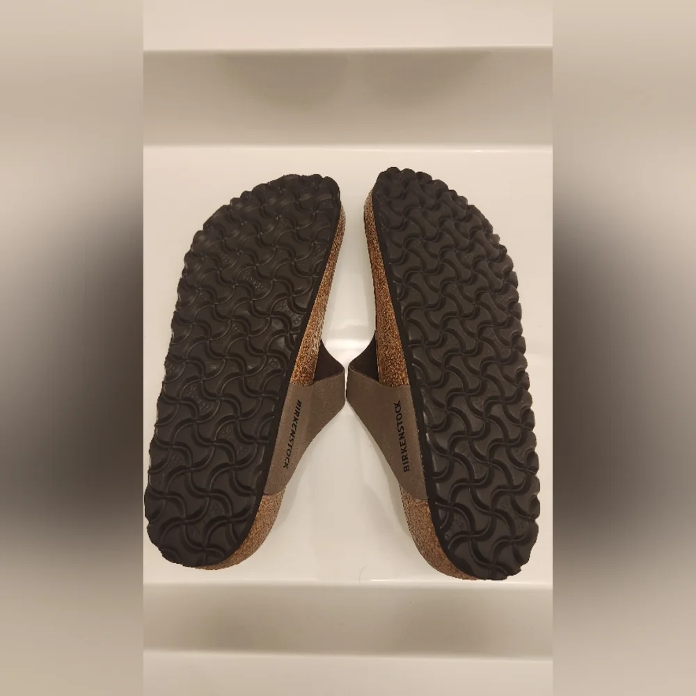 Birkenstock Gizeh Sandal - Women's